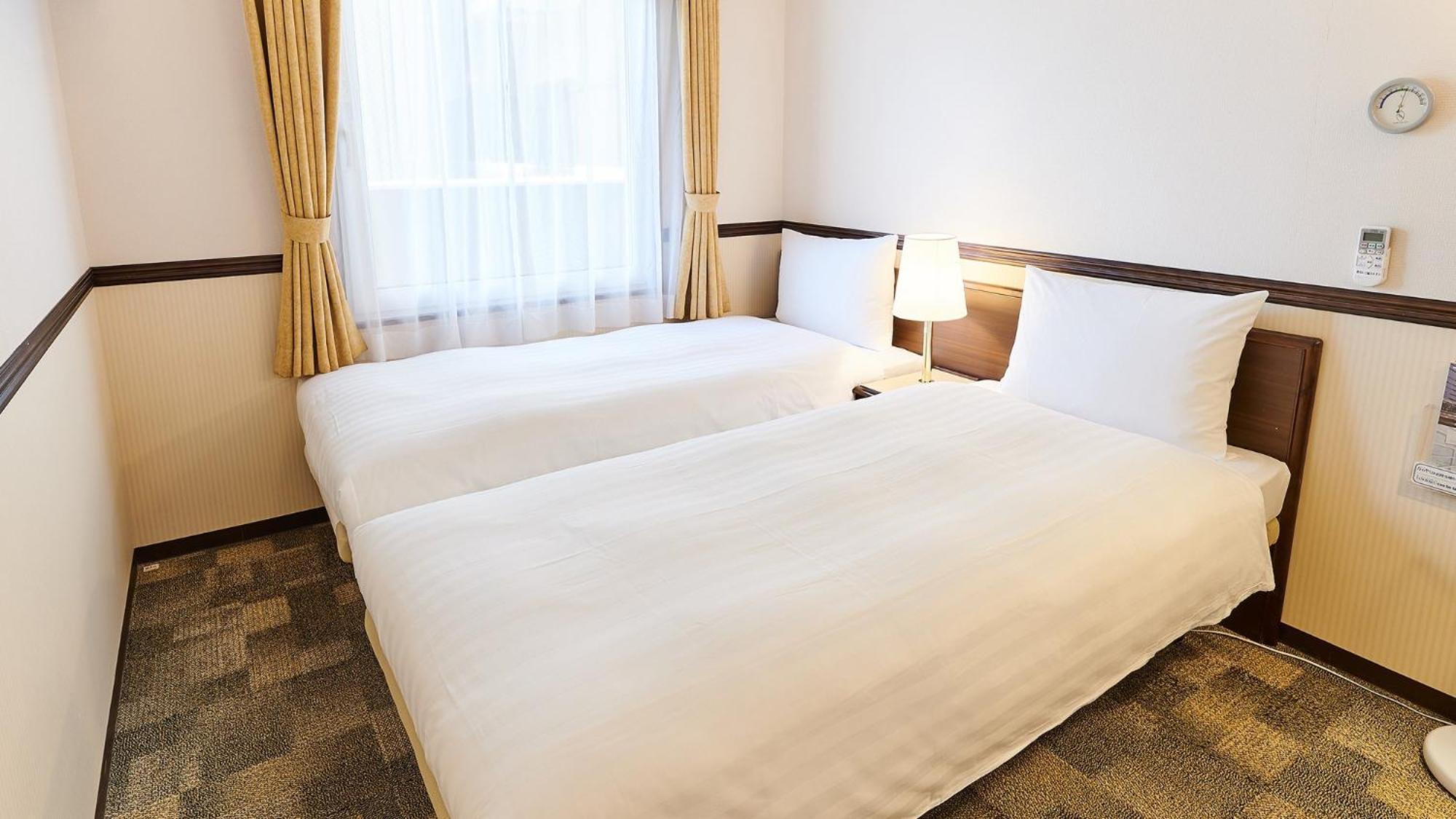 Toyoko Inn Osaka Namba Nippombashi Rum bild
