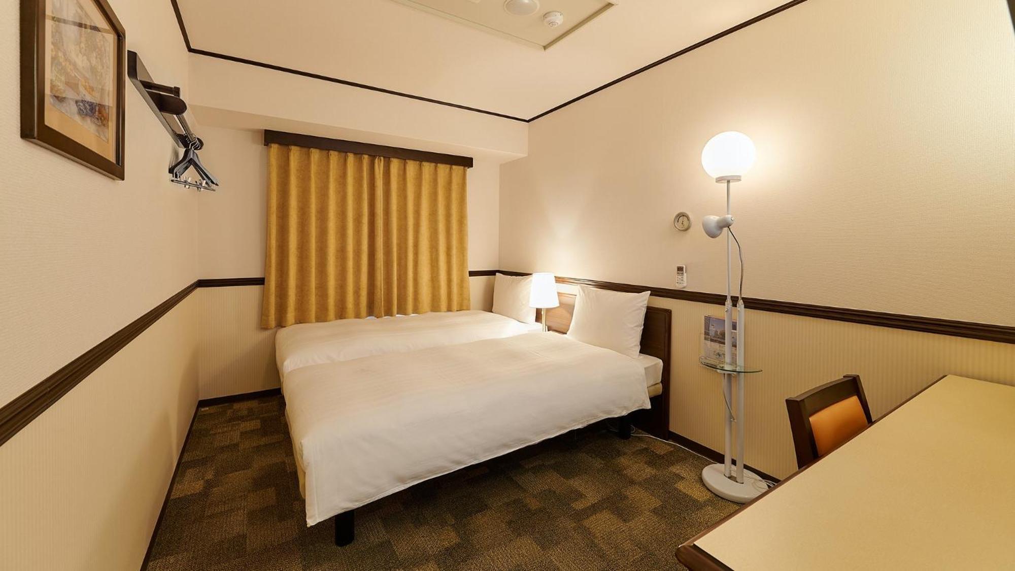 Toyoko Inn Osaka Namba Nippombashi Rum bild