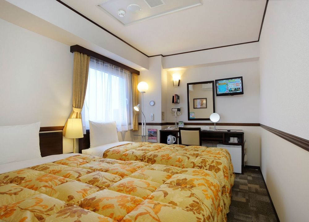 Toyoko Inn Osaka Namba Nippombashi Exteriör bild