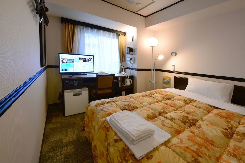 Toyoko Inn Osaka Namba Nippombashi Exteriör bild