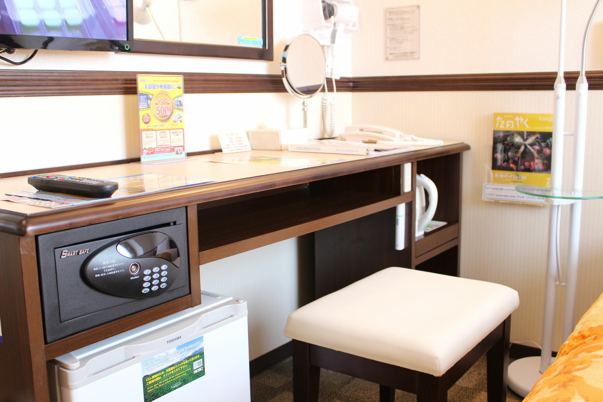 Toyoko Inn Osaka Namba Nippombashi Exteriör bild